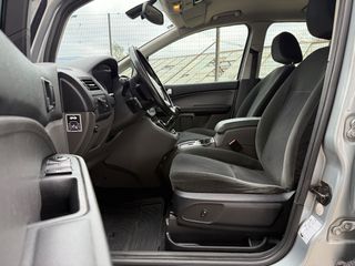Ford C-Max 2004 CHIA-thumb-11