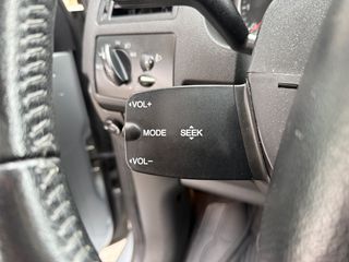Ford C-Max 2004 CHIA-thumb-16