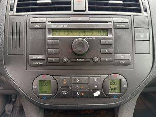 Ford C-Max 2004 CHIA-thumb-19