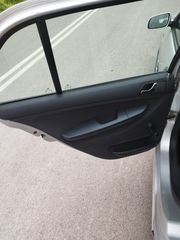 Skoda Fabia 2004-thumb-7