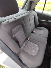 Skoda Fabia 2004-thumb-10