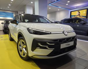 Volkswagen T-Roc 2026 Style 1.5 eTSI 150 PS DSG 7 σχέσεων