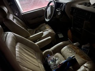 Chrysler Grand Voyager 1993 town county-thumb-2