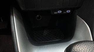 Toyota Yaris 2025 1500cc ACTIVE PLUS HYBRID ΕΡΓΟΣΤΑΣΙΑΚΗ ΕΓΓΓΥΗΣΗ ΕΛΛΗΝΙΚΟ-thumb-32