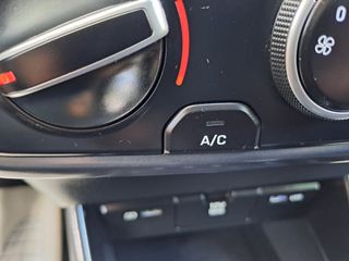 Hyundai i 20 2021 ΑΥΤΟΜΑΤΟ*ΟΘΟΝΗ*ΚΑΜΕΡΑ*NAVI*ΤΗΛΕΦΩΝΟ*Lane assist-thumb-43