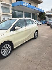 Mercedes-Benz B 180 2016 CDI Style-thumb-5