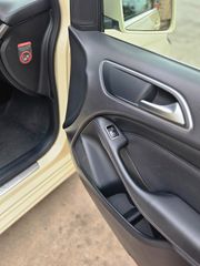 Mercedes-Benz B 180 2016 CDI Style-thumb-36