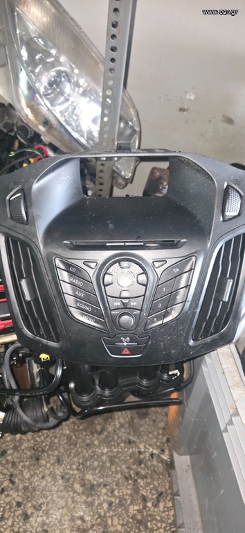 FORD FOCUS RADIO CD 2011-2014