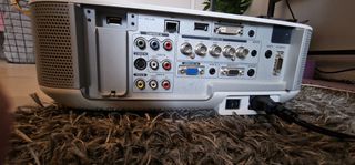 Projector nec-thumb-2
