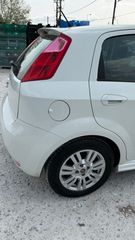 Fiat Punto Evo 2015-thumb-5