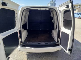 Volkswagen Caddy 2016 2.0 150HP DSG-thumb-5