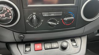 Citroen Berlingo 2019 1.6 100HP ETG6-thumb-24
