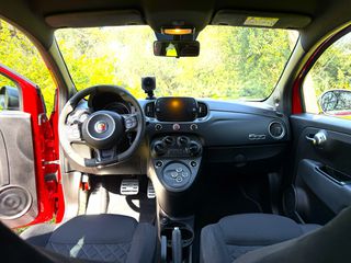 Abarth 695 2024 2024 Automatic-thumb-8