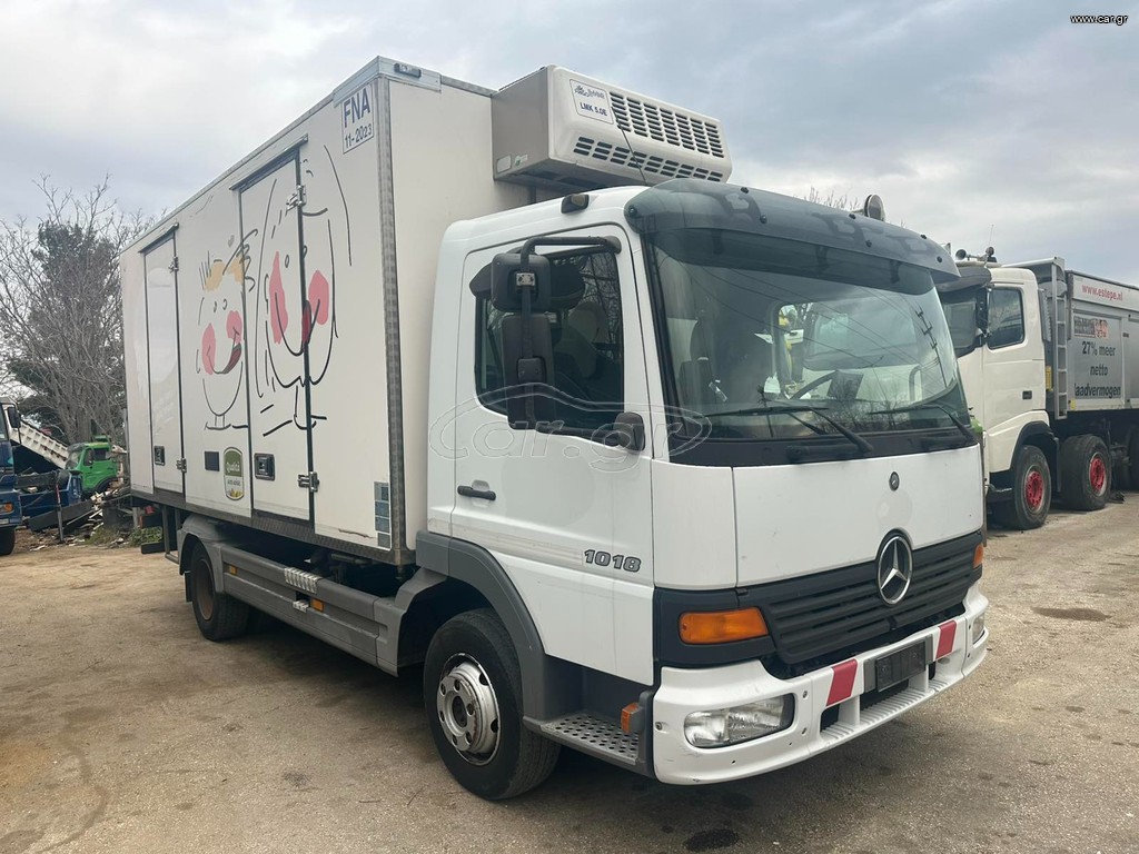 Ψυγείο Mercedes-Benz 2005 1018
