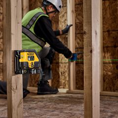 DEWALT Αλφάδι Laser Σταυρού Πράσινης Γραμμής Επαναφορτιζόμενο (DCLE14201GB)