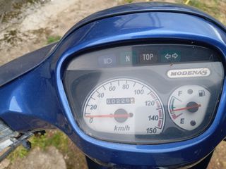 Modenas Kriss II 2000-thumb-5