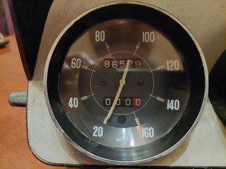 Καντράν Peugeot 204-thumb-1