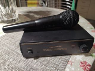 ΑΣΎΡΜΑΤΟ ΜΙΚΡΌΦΩΝΟ