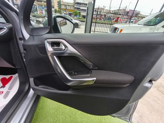 Peugeot 2008 2017 ALLURE 6 TAXYTO CROSSWAY DIESEL 120 PS FULL   EXTRA-thumb-23