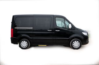 Mercedes-Benz 2022 Mercedes Benz Compact 2022-thumb-6