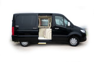 Mercedes-Benz 2022 Mercedes Benz Compact 2022-thumb-7