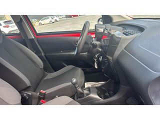 Toyota Aygo 2019 X PLAY-thumb-12