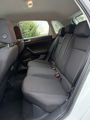 Volkswagen Polo 2018-thumb-19