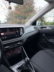 Volkswagen Polo 2018-thumb-24