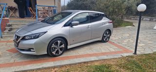 Nissan Leaf 2019 (40 KWH) ACENTA-thumb-1