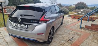 Nissan Leaf 2019 (40 KWH) ACENTA-thumb-9