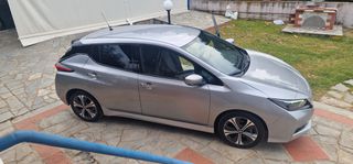 Nissan Leaf 2019 (40 KWH) ACENTA-thumb-26