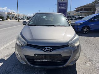 Hyundai i 20 2013-thumb-1