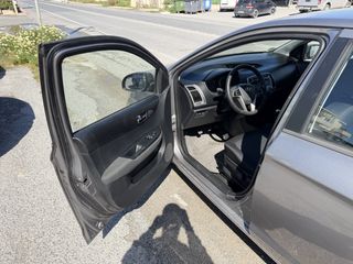 Hyundai i 20 2013-thumb-18