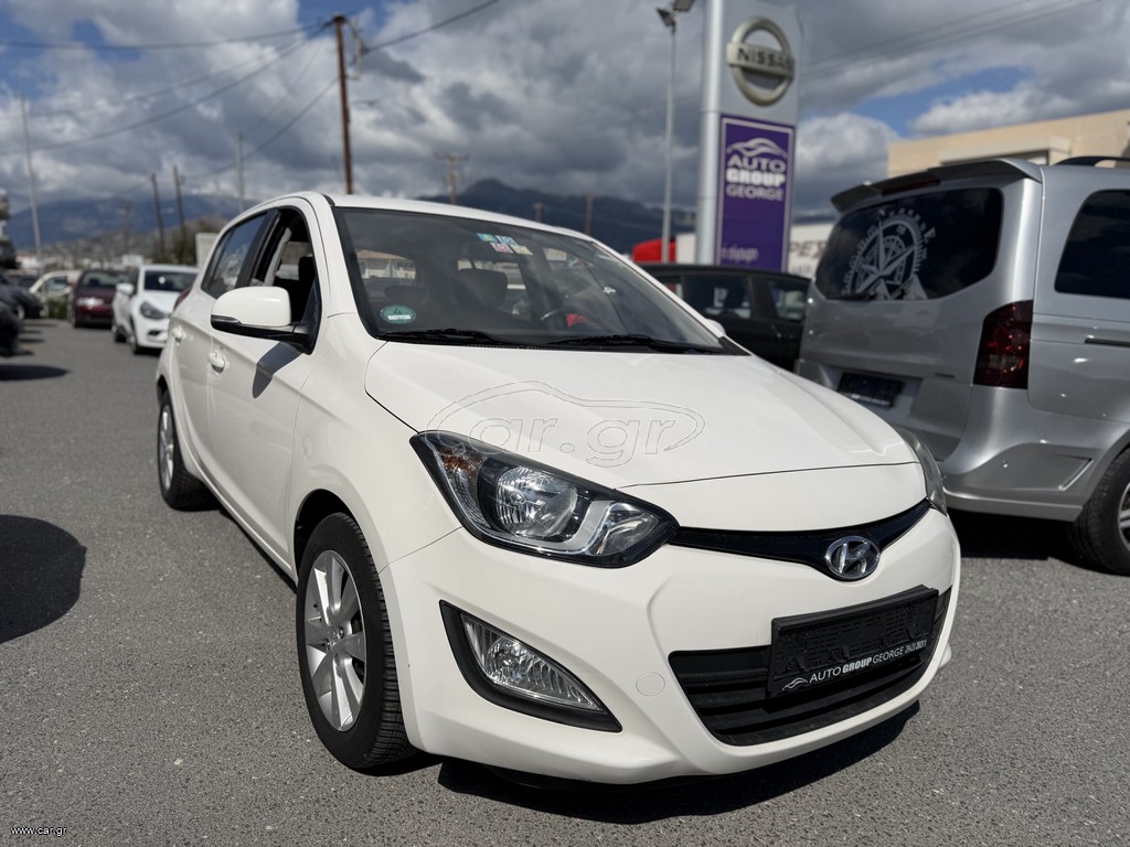 Hyundai i 20 2013