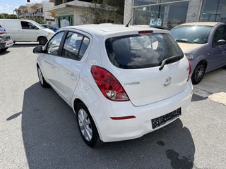Hyundai i 20 2013-thumb-4
