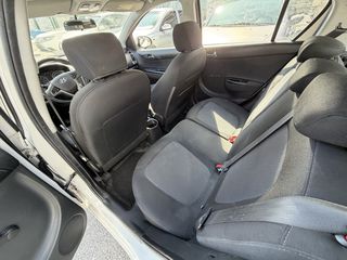 Hyundai i 20 2013-thumb-14