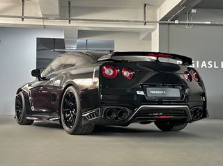 Nissan GT-R 2021 MY22 R35 TRACK EDITION Engineered By Nismo-thumb-5