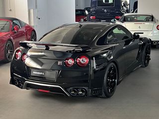 Nissan GT-R 2021 MY22 R35 TRACK EDITION Engineered By Nismo-thumb-8