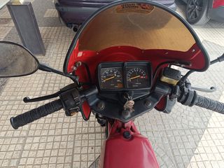 Honda MB 5 1980-thumb-2