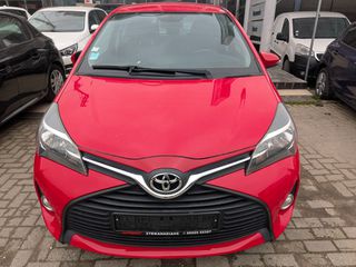 Toyota Yaris 2015-thumb-1