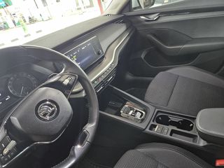 Skoda Octavia 2023 2.0 TDI 150 PS DSG ΤΑΞΙ-thumb-10