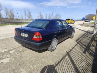 Mercedes-Benz C 180 2000-thumb-4