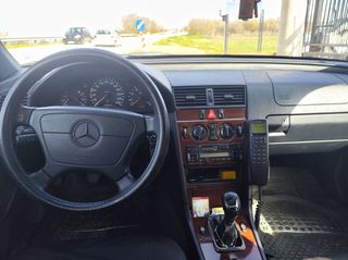 Mercedes-Benz C 180 2000-thumb-9