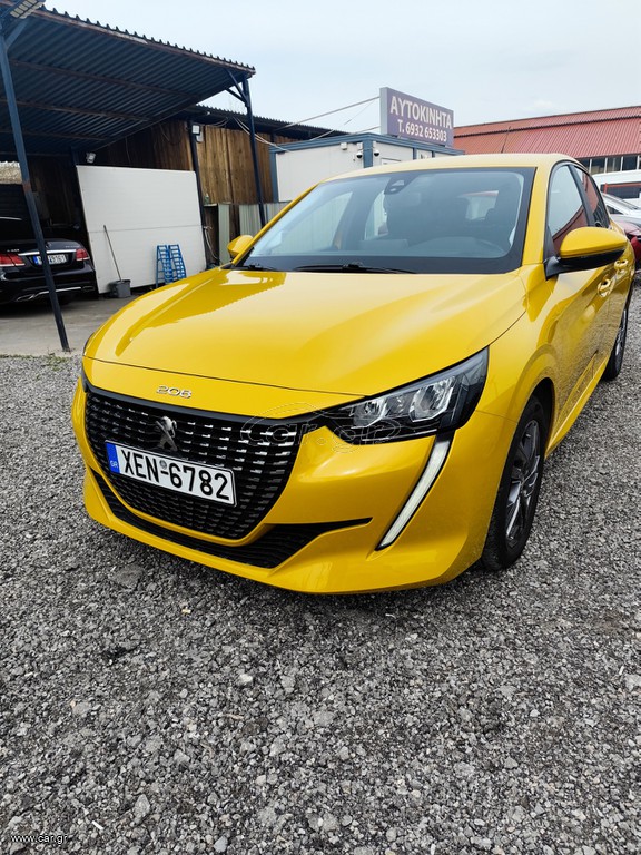 Peugeot 208 2021