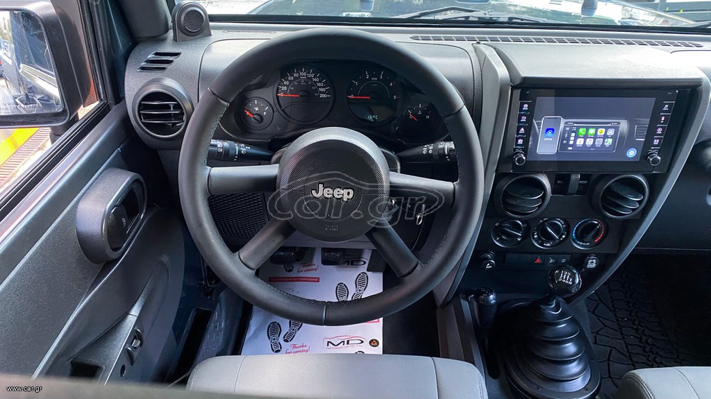 Jeep Wrangler thumbnail 18