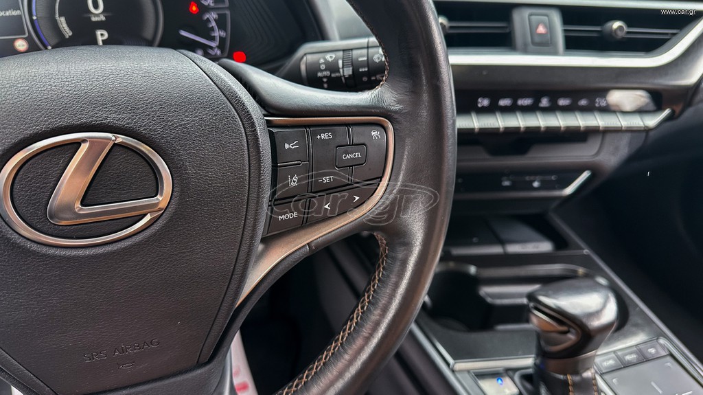 Lexus UX thumbnail 20