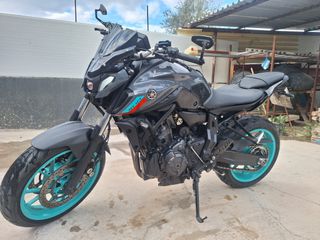 Yamaha MT-07 2023-thumb-1