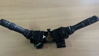 Aygo/108/C1 ‘14-22 Μοχλοδιακοπτης/Φλασιερα 84140-0H070 / B000901580
