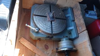 Περιστροφικό τραπέζι Zeatz PHVGI 250 καινούργιο με τα χαρτιά πιστοποίησης της ακρίβειάς του.Αψογο!!!. Αχρησιμοποίητο στο κασόνι του.