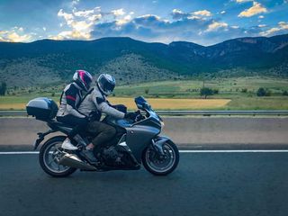 Honda VFR 1200 2011 Vfr1200fd-thumb-16